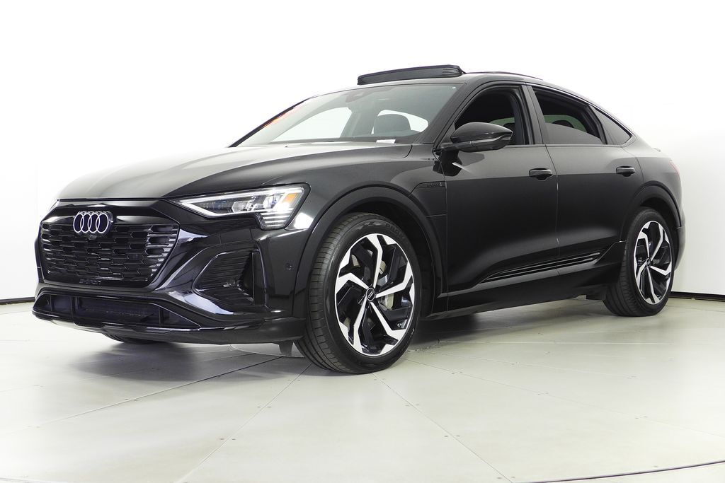 2024 Audi Q8