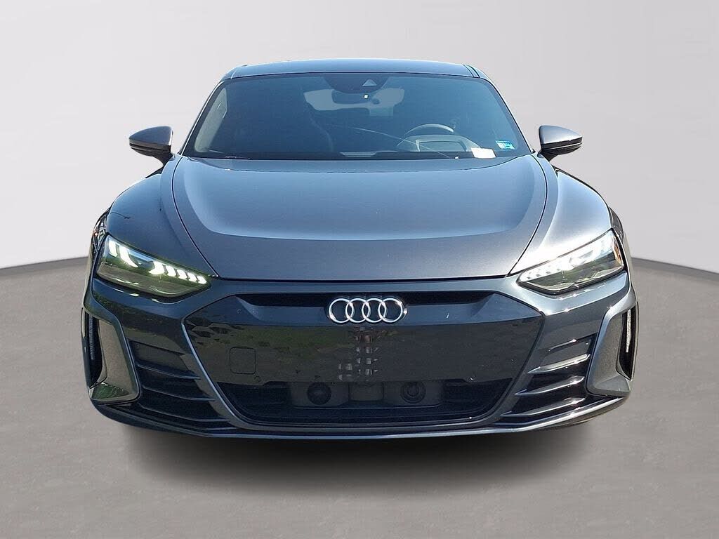 2022 Audi e-tron