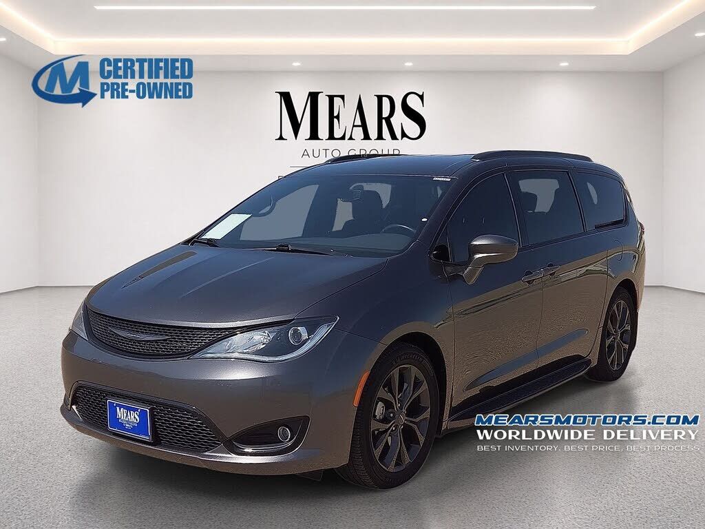 2020 CHRYSLER Pacifica