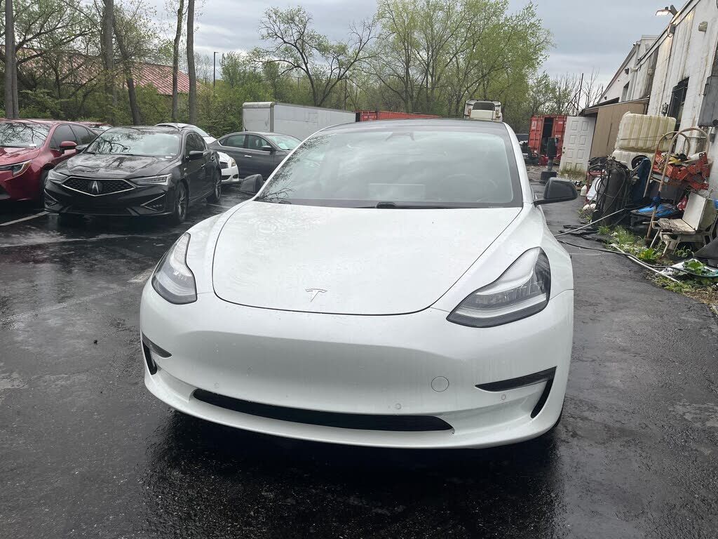 2020 TESLA Model 3