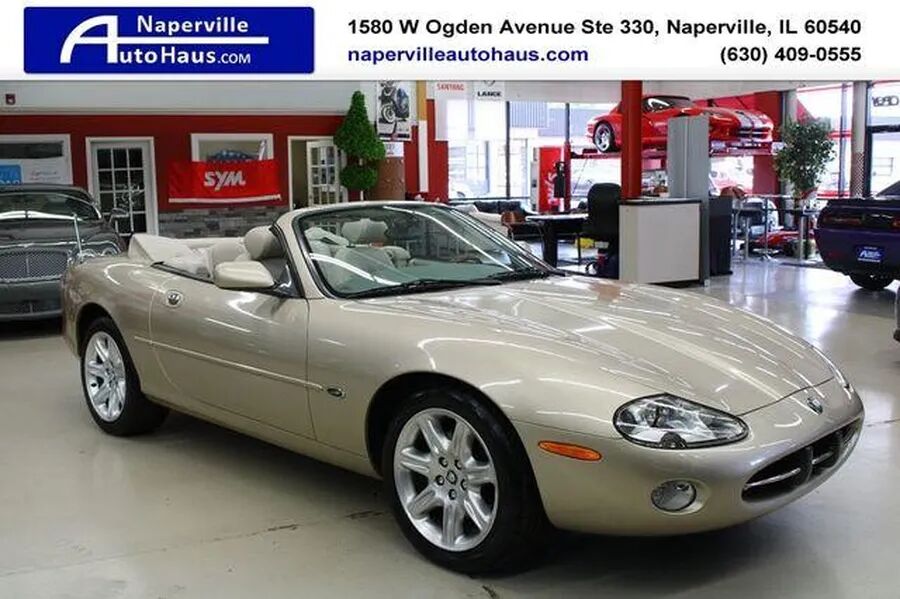 2002 JAGUAR XK8