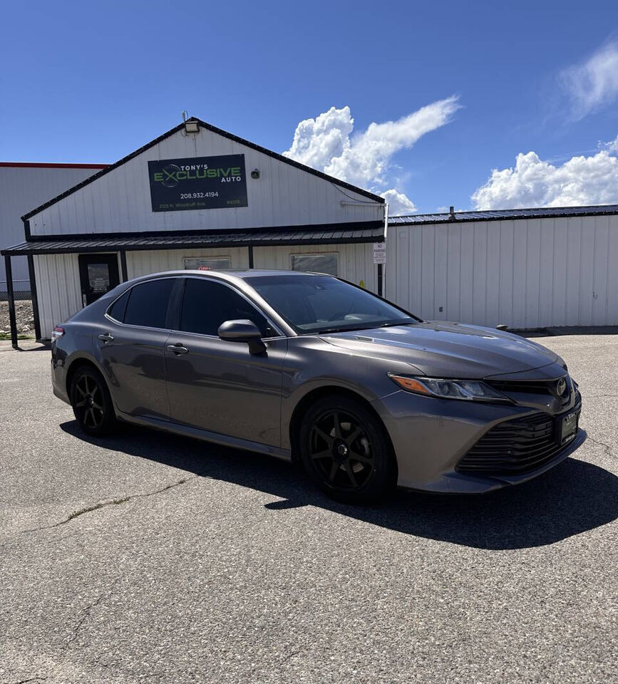 2018 TOYOTA Camry