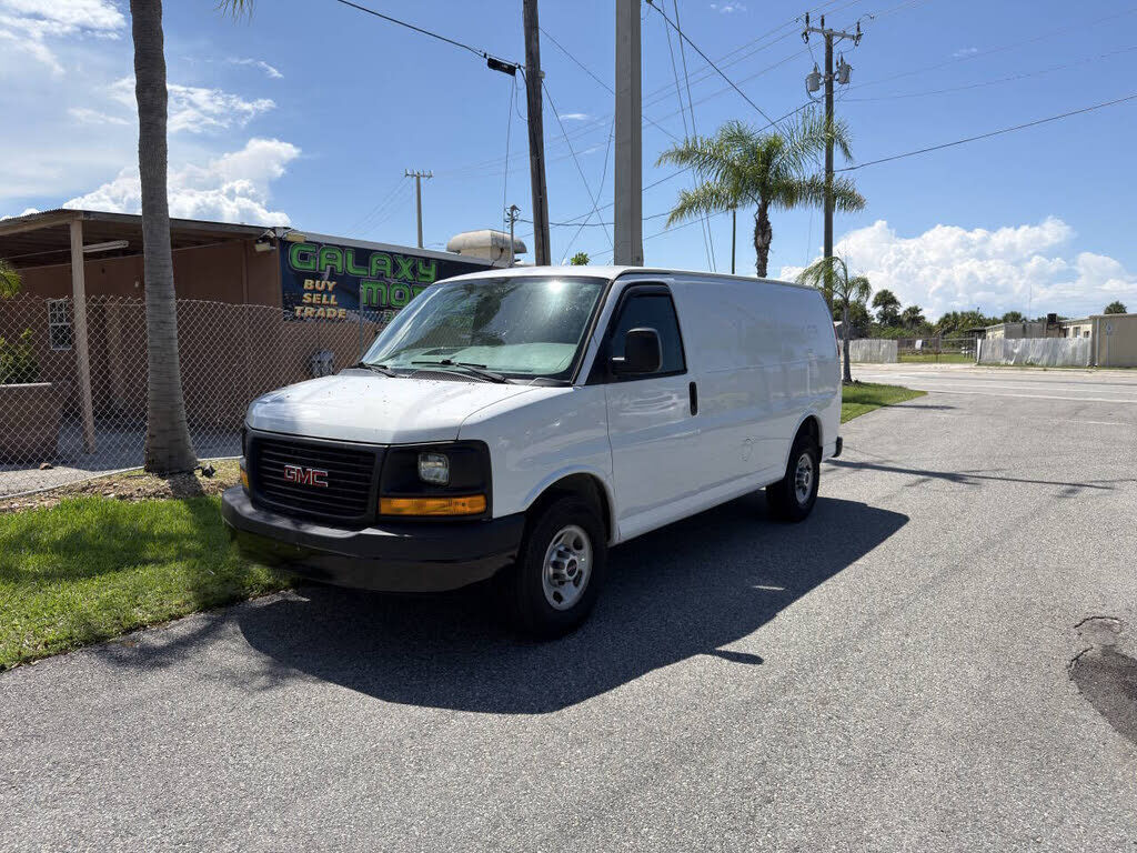 2017 GMC Savana