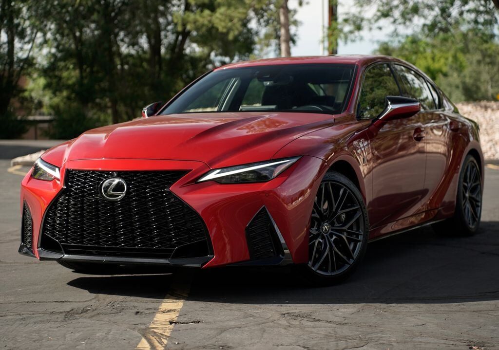 2023 LEXUS IS
