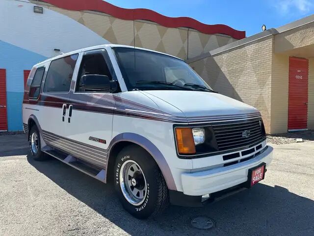 Chevrolet Astro Van