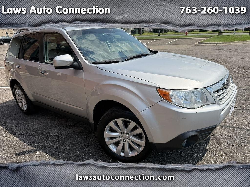 2011 SUBARU Forester