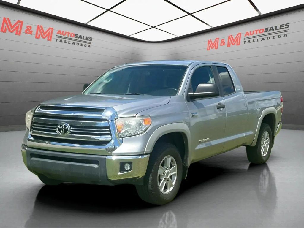 2017 TOYOTA Tundra