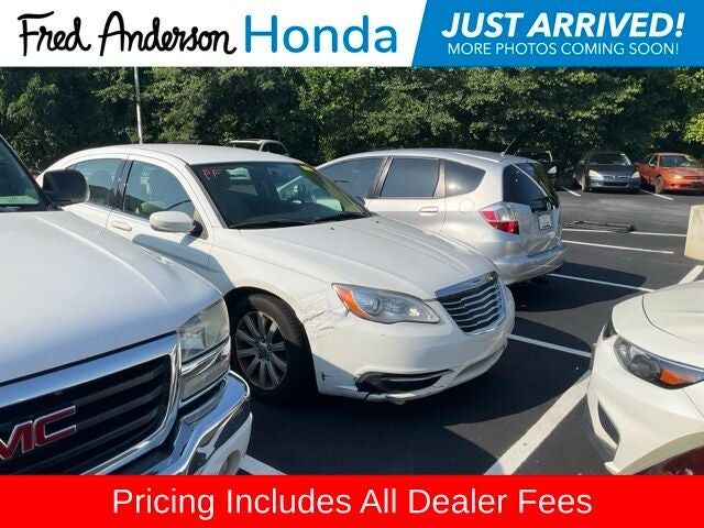 2014 CHRYSLER 200