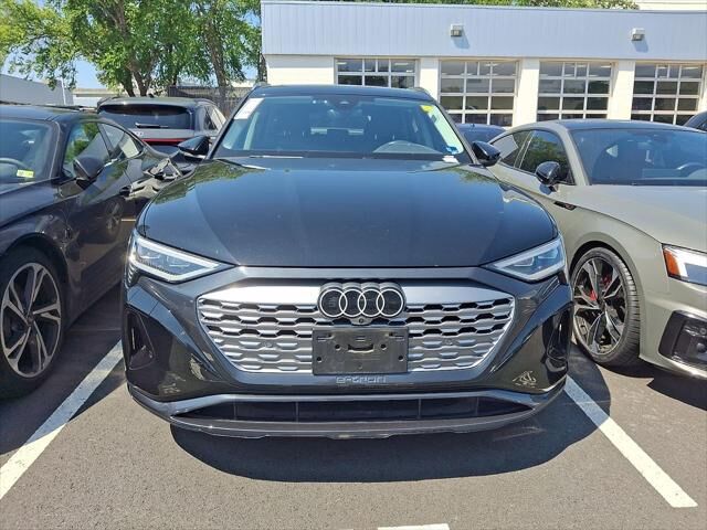 2024 Audi Q8