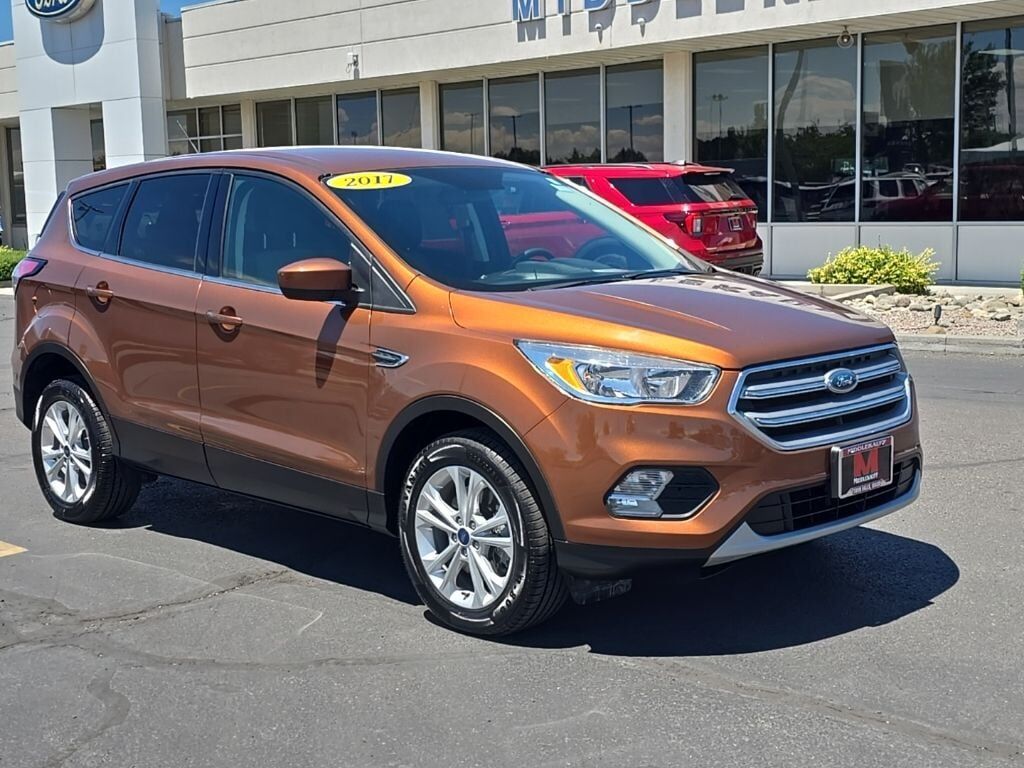 2017 FORD Escape