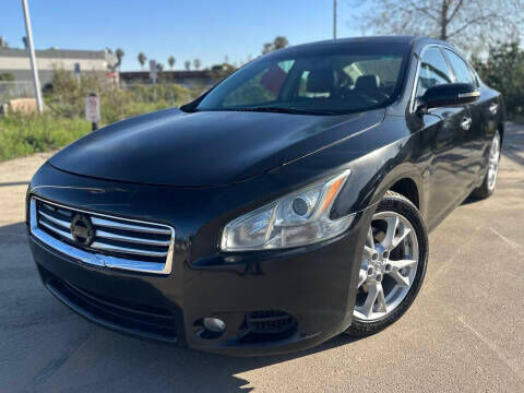 2012 NISSAN Maxima