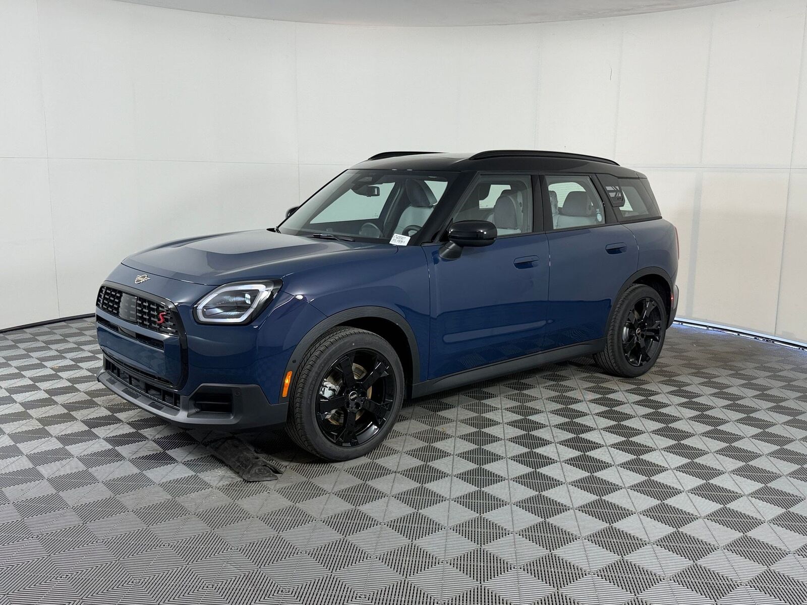 2027 MINI Countryman