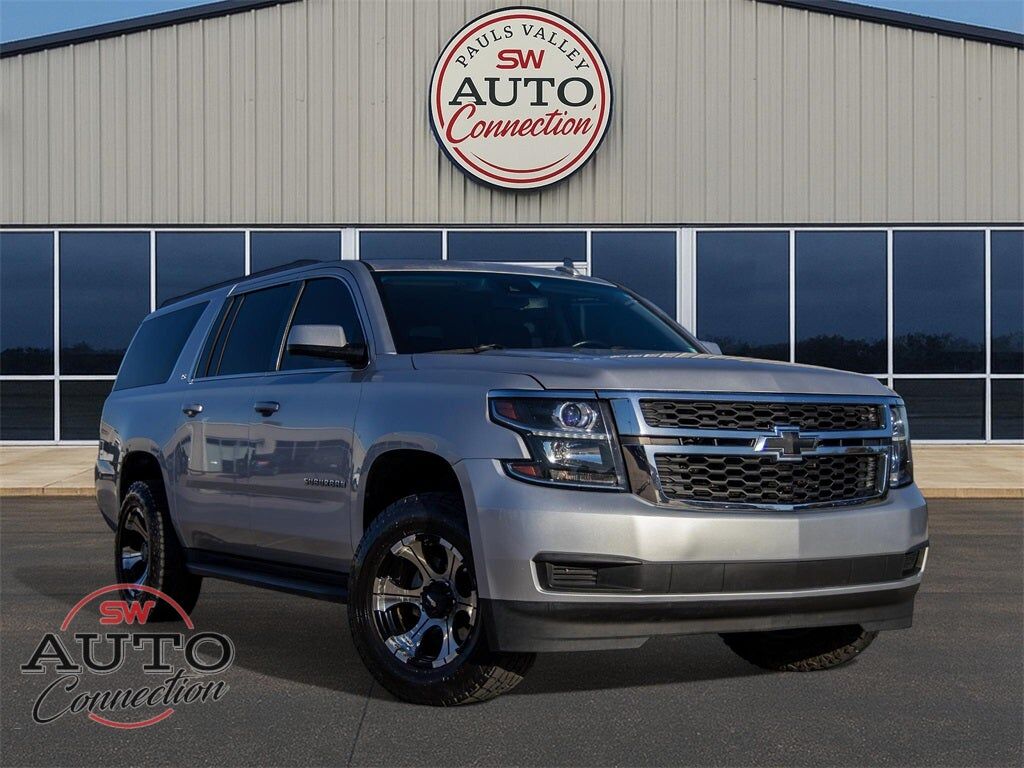 2016 CHEVROLET Suburban