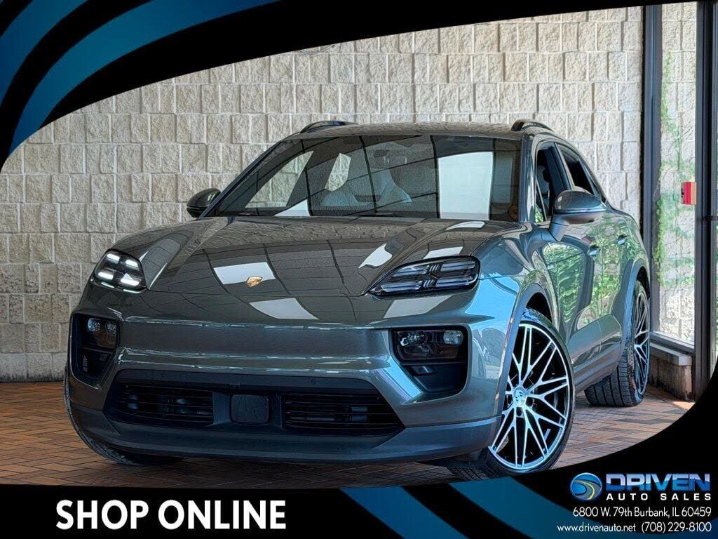 2024 PORSCHE Macan