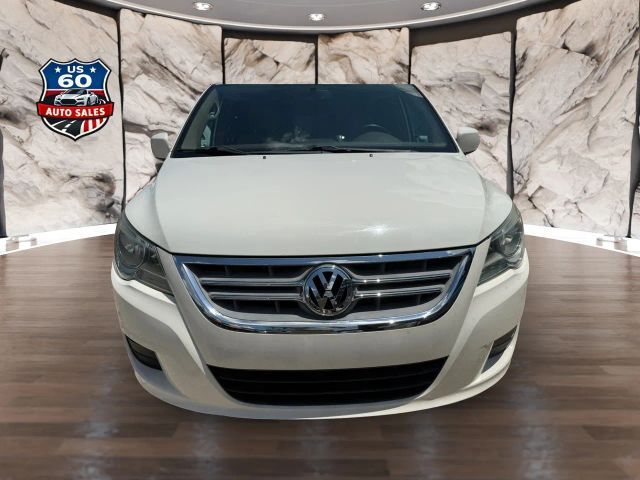 2011 VOLKSWAGEN Routan