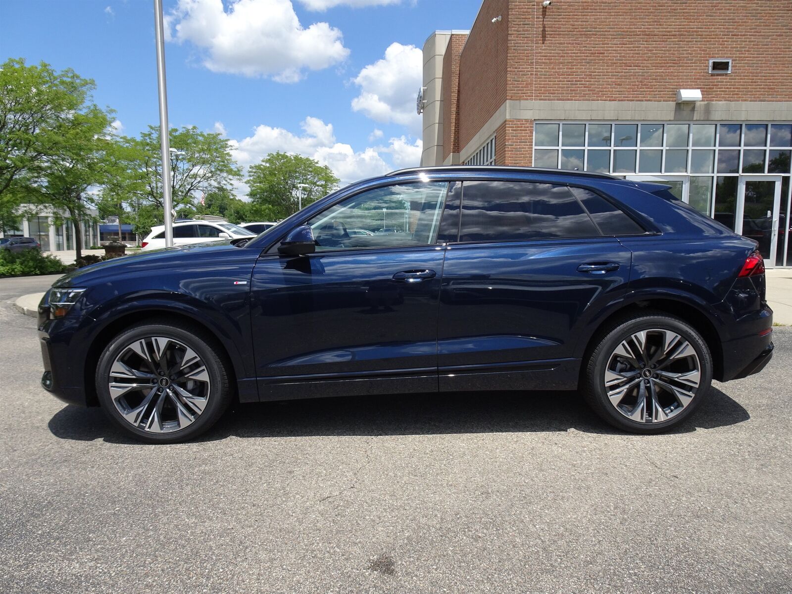 2026 Audi Q8