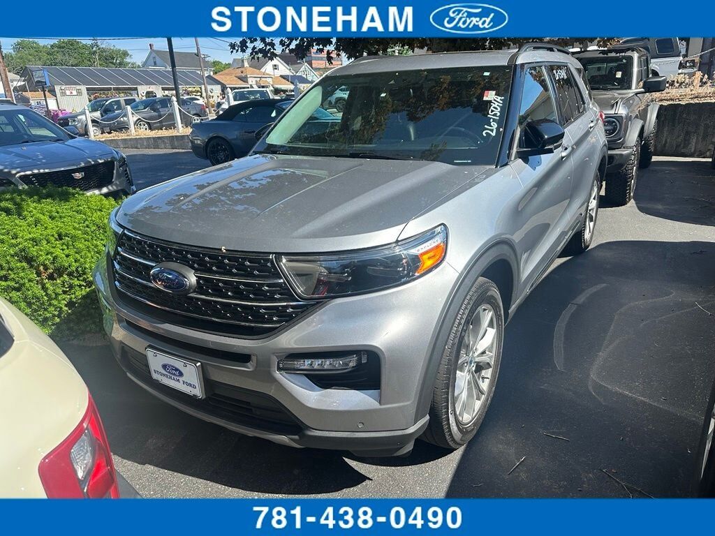 2023 FORD Explorer