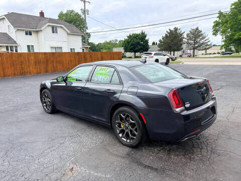 2017 CHRYSLER 300