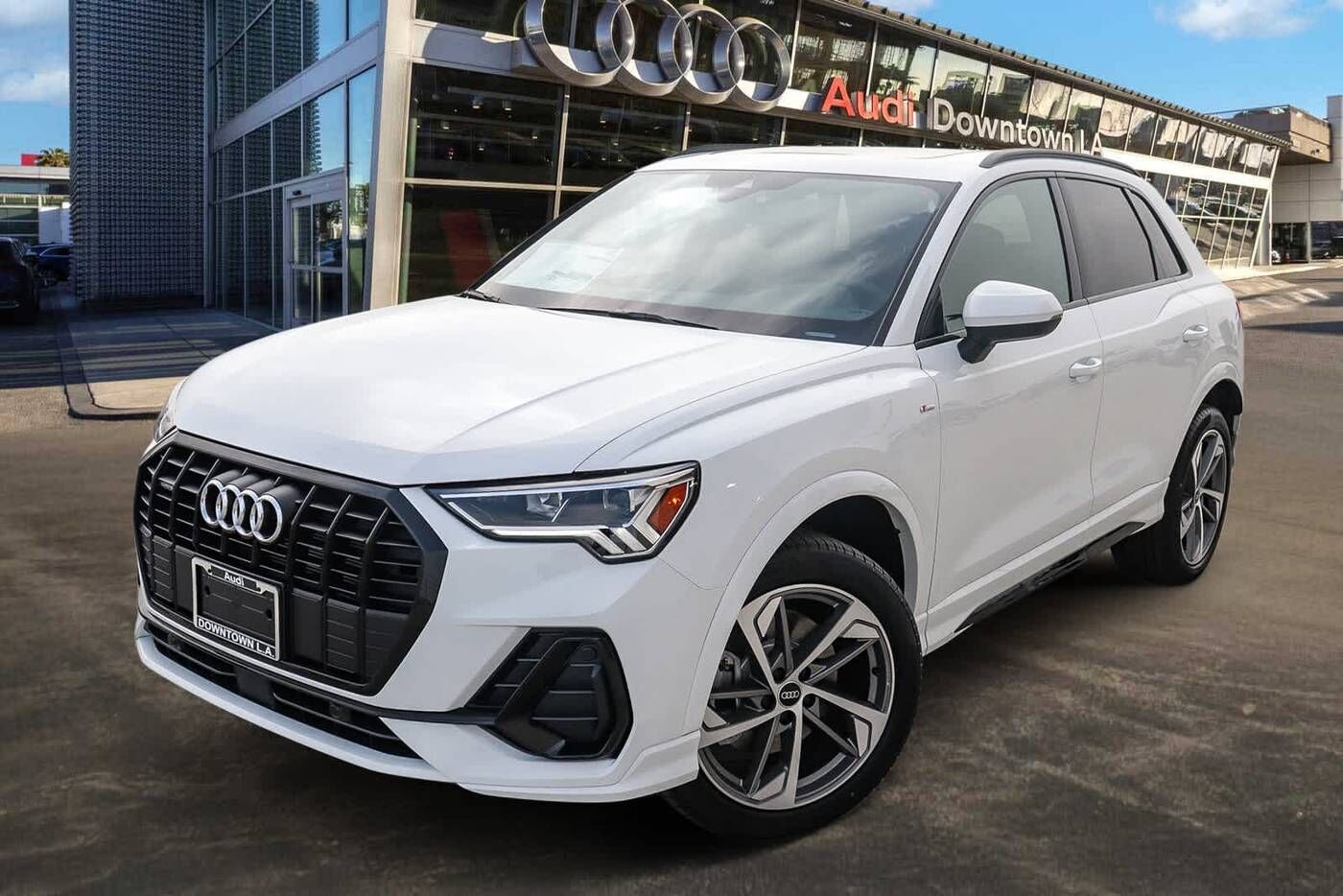 2025 AUDI Q3