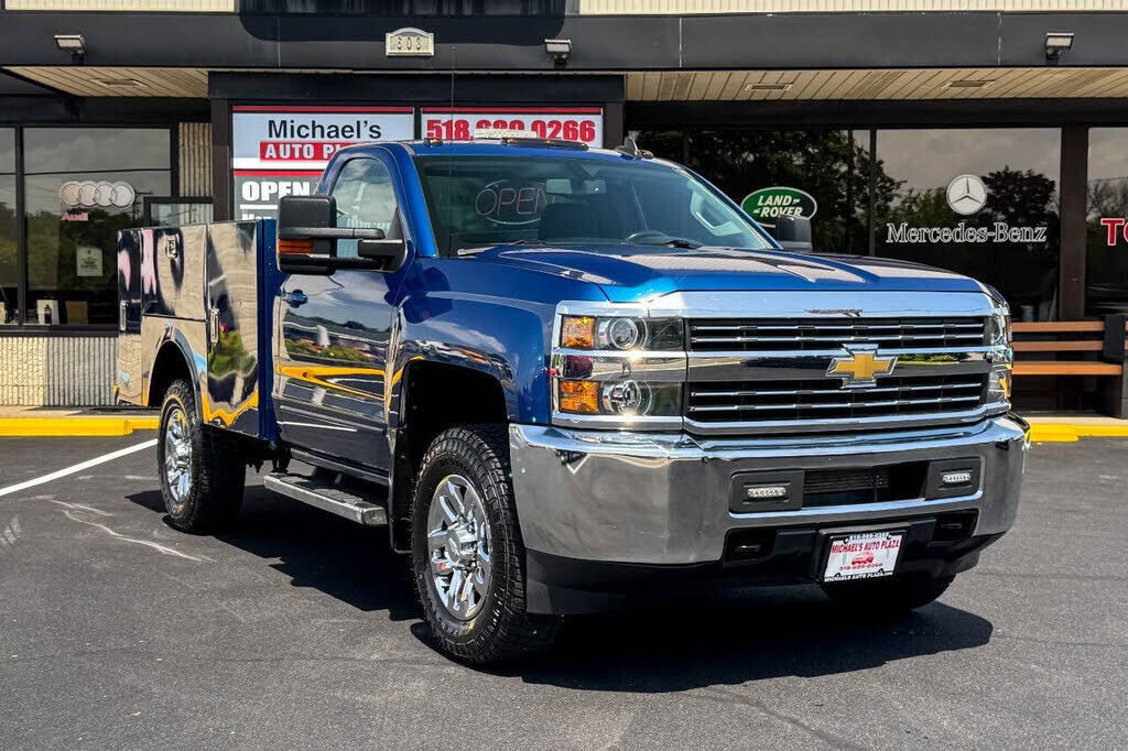 2018 CHEVROLET Silverado
