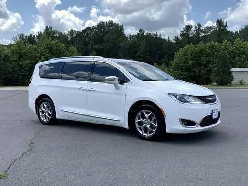 2017 CHRYSLER Pacifica