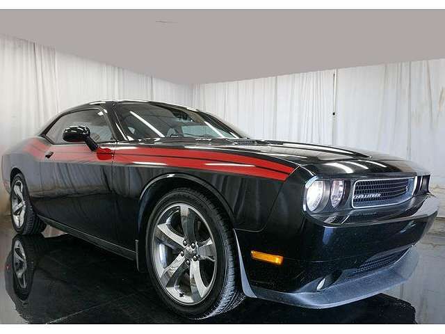 2013 DODGE Challenger