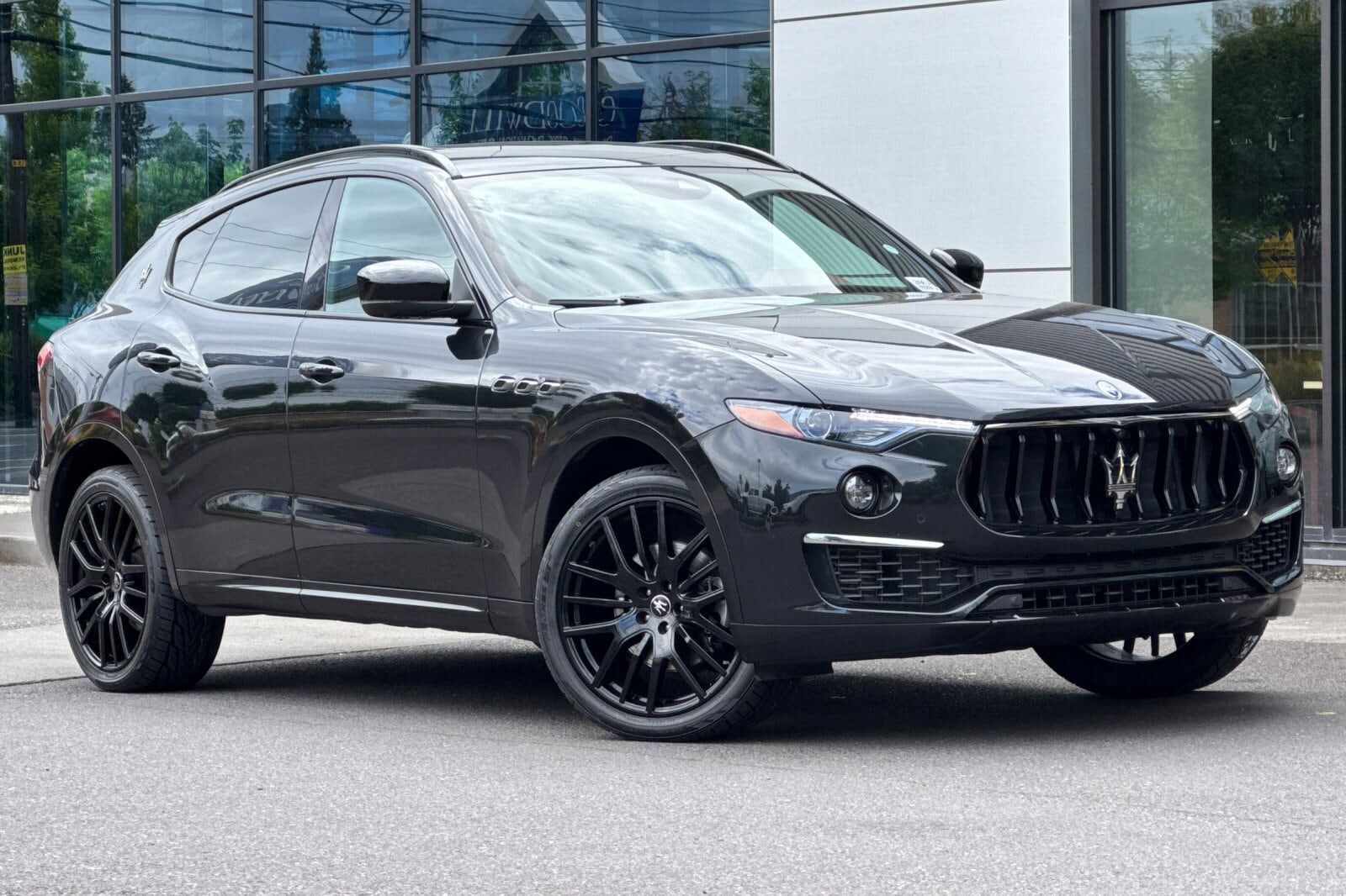 2022 MASERATI Levante