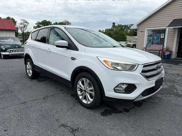 2017 FORD Escape