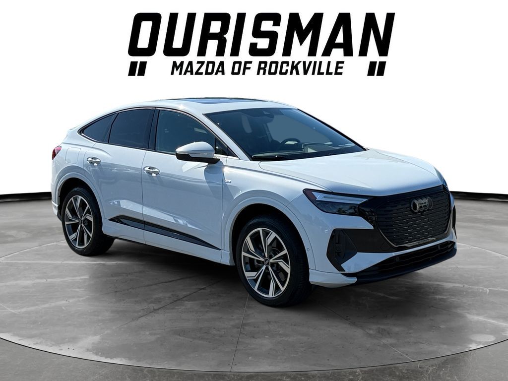 2023 AUDI Q4