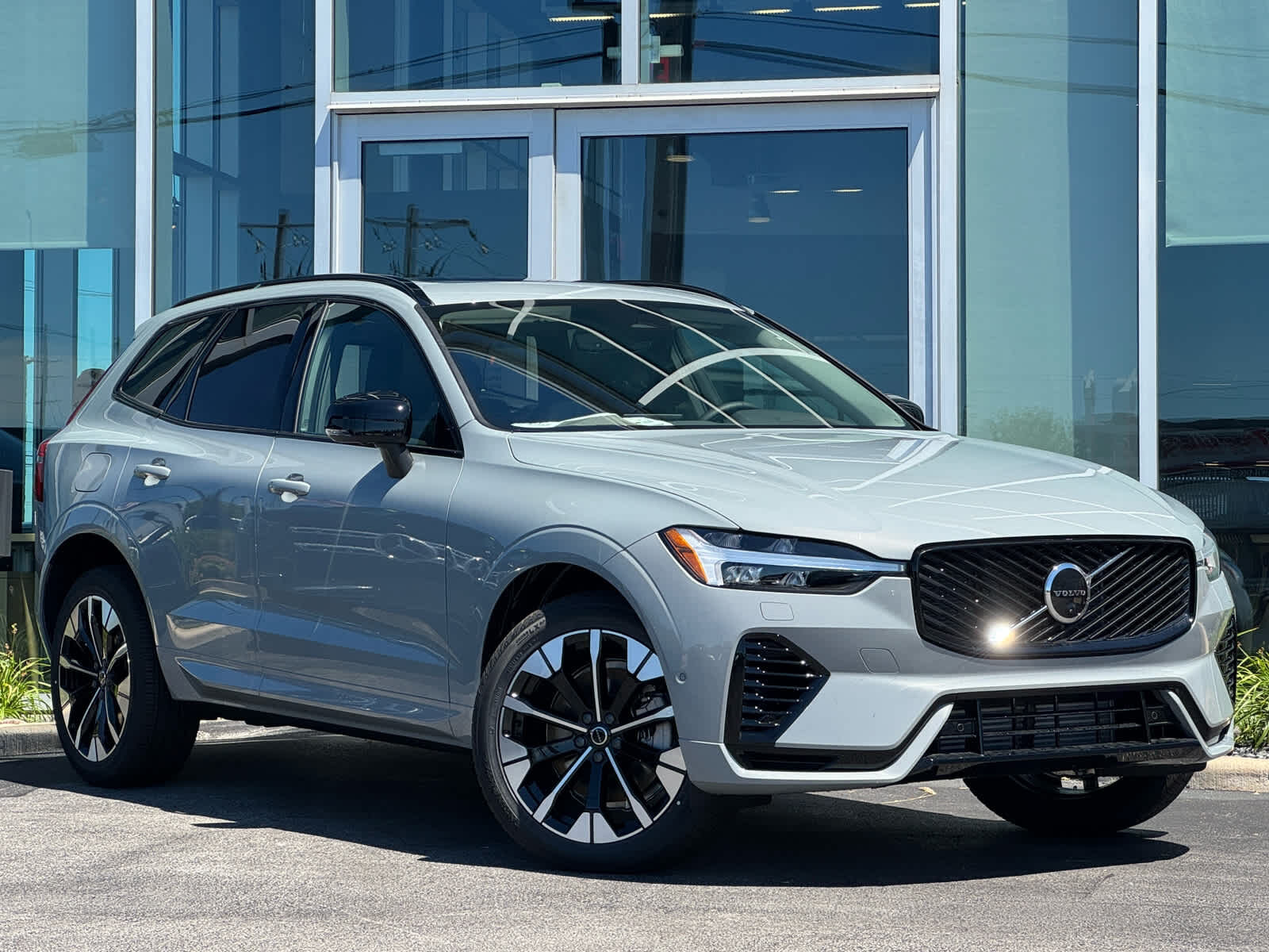 2026 VOLVO XC60