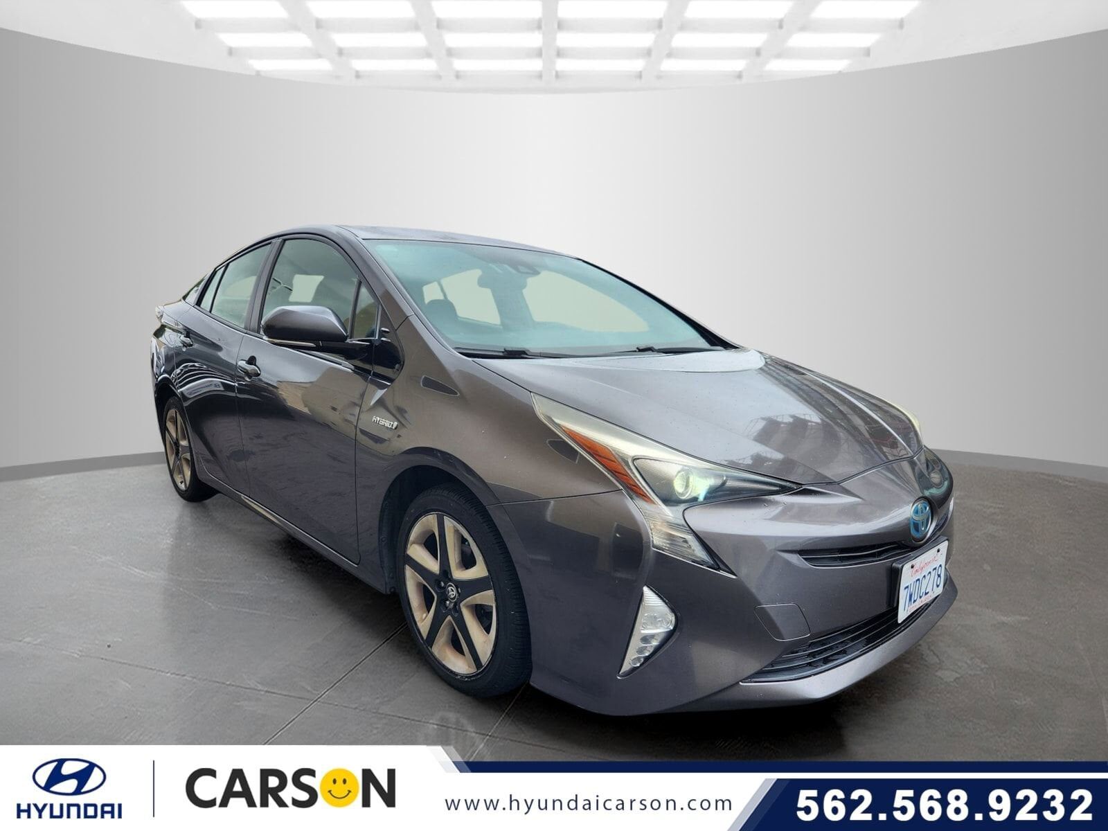 2016 TOYOTA PRIUS