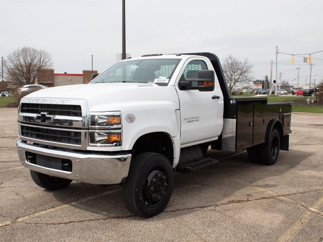 2024 GMC Silverado Medium Duty