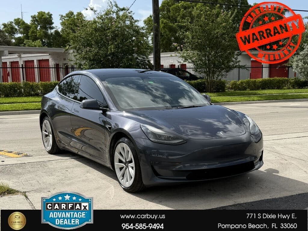 2022 TESLA Model 3
