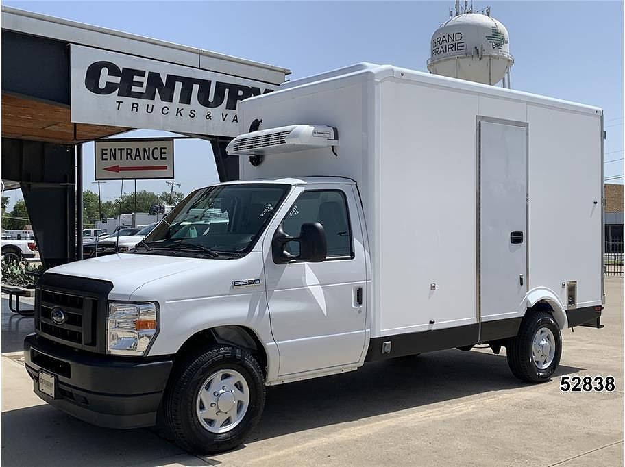 2023 FORD E-350
