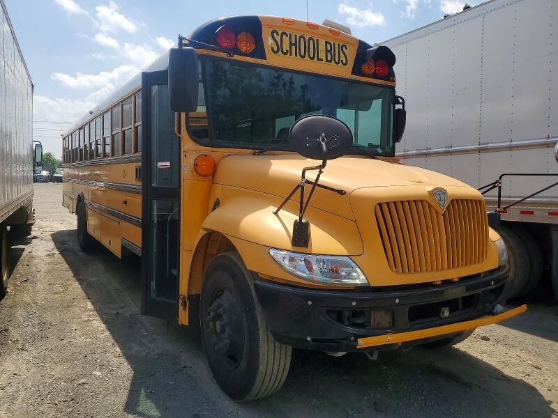 2010 IC BUS PB105