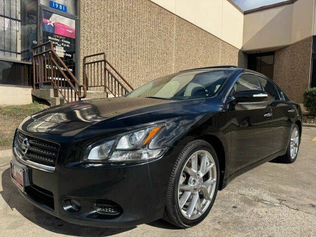 2011 NISSAN Maxima