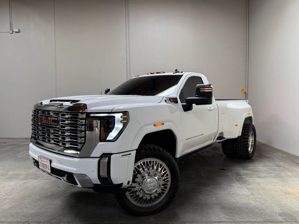 2025 GMC Sierra HD