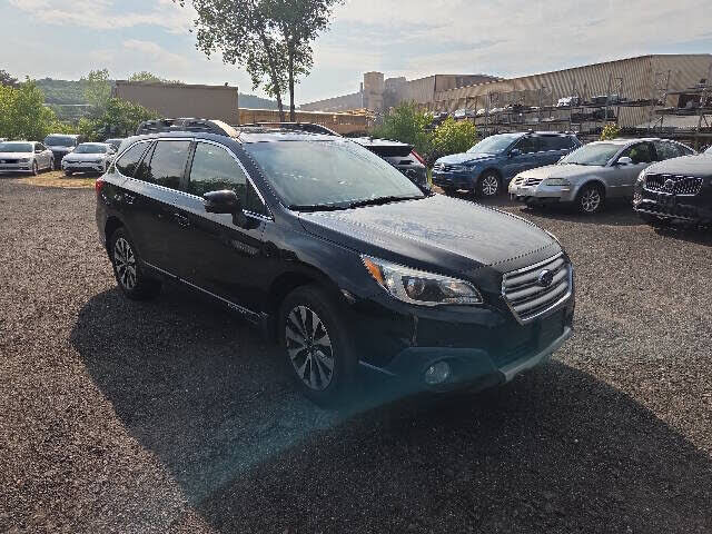 2017 SUBARU Outback