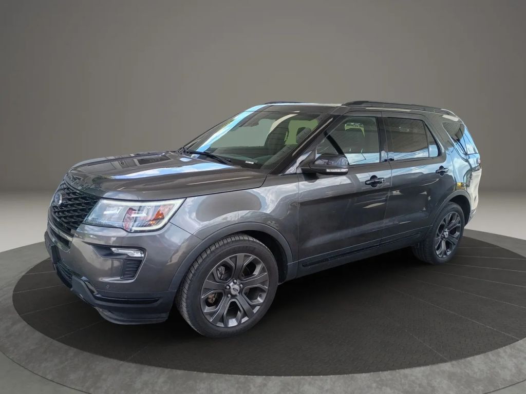 2018 FORD Explorer