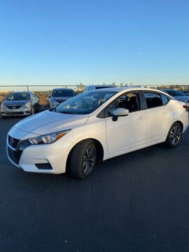 2022 NISSAN Versa