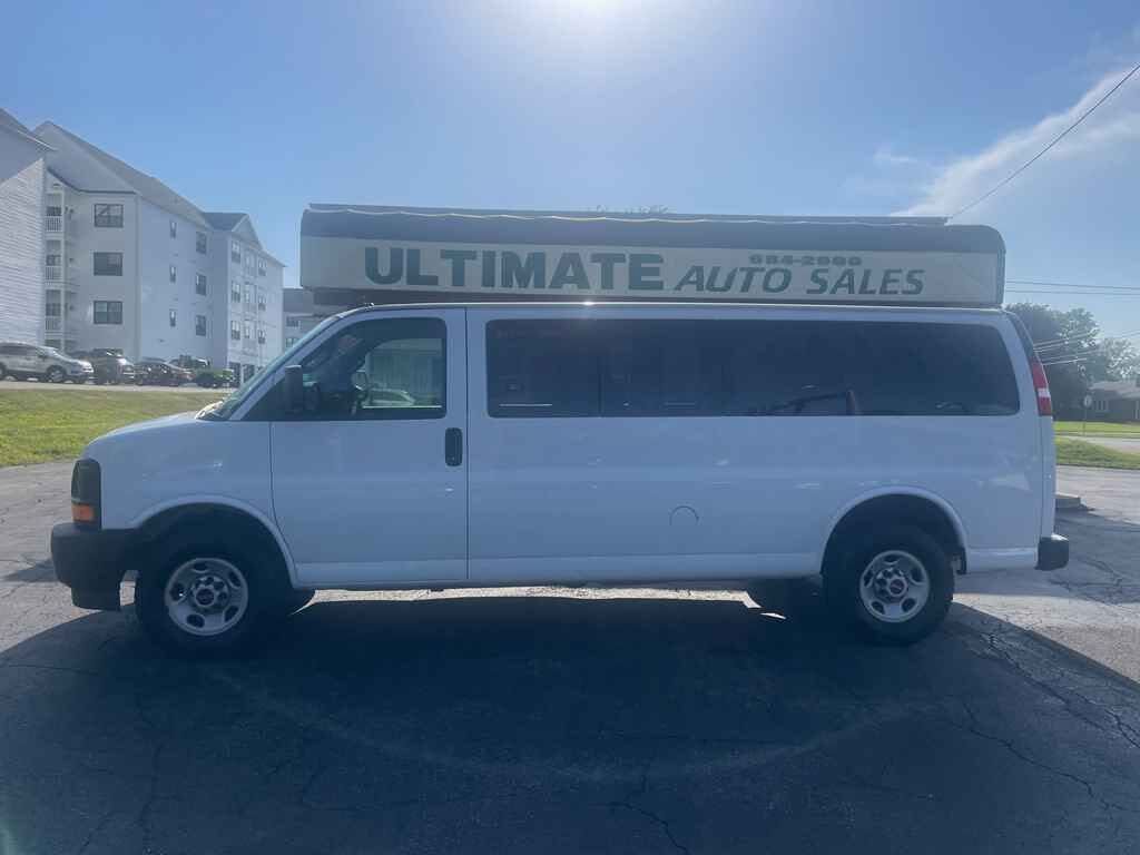 2017 GMC Savana