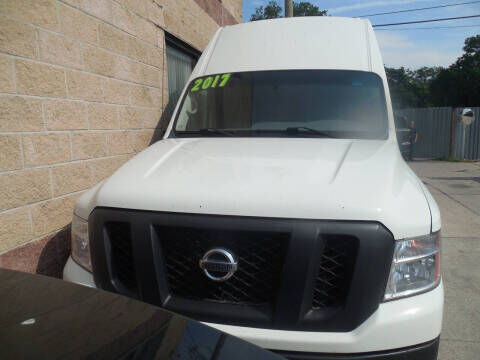 2017 NISSAN NV