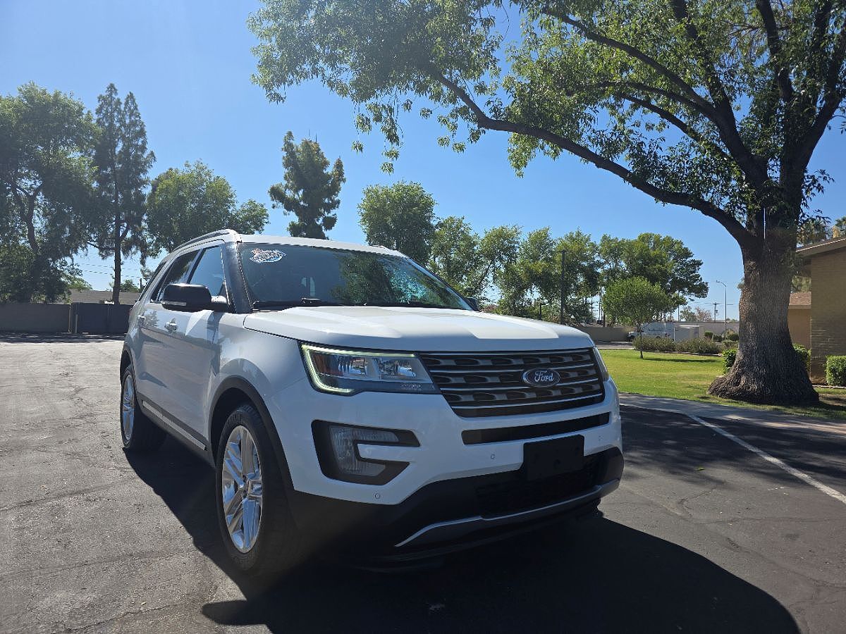 2017 FORD Explorer