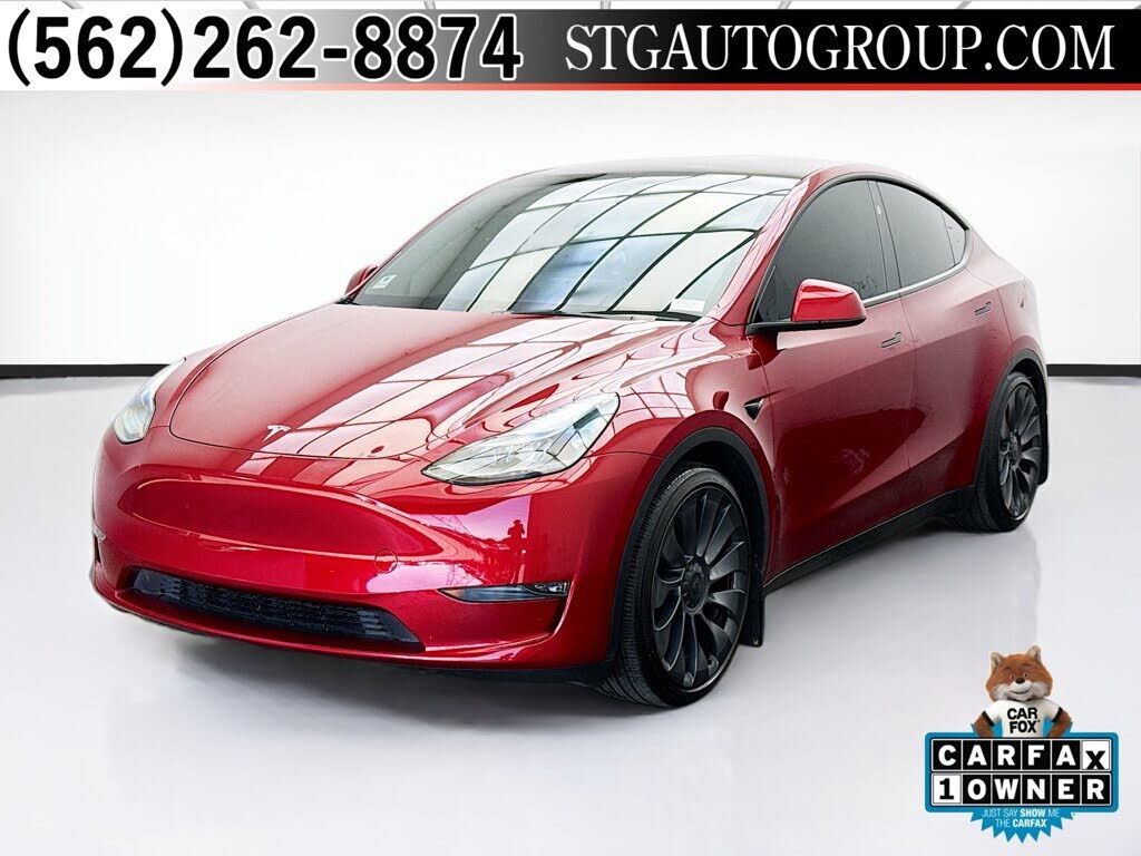 2024 TESLA Model Y