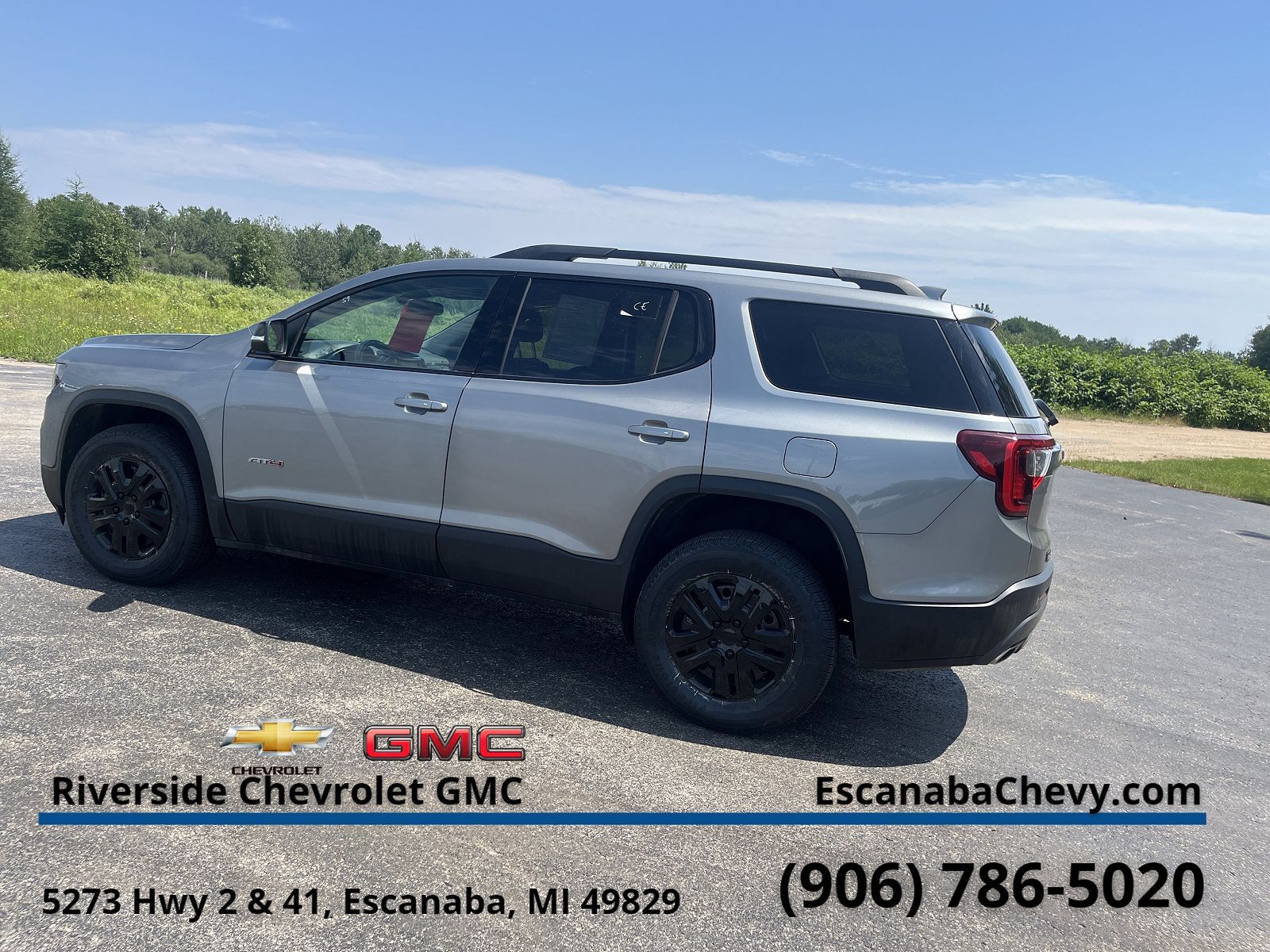 2023 GMC Acadia