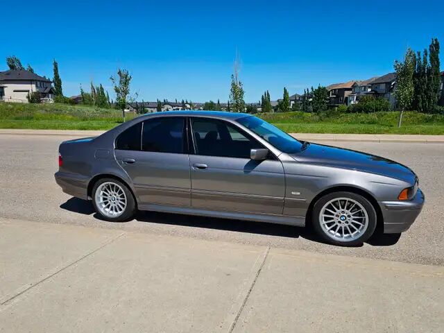 BMW 540i