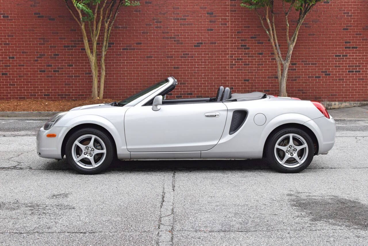 2001 TOYOTA MR2