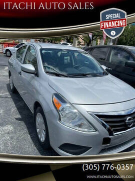 2016 NISSAN Versa