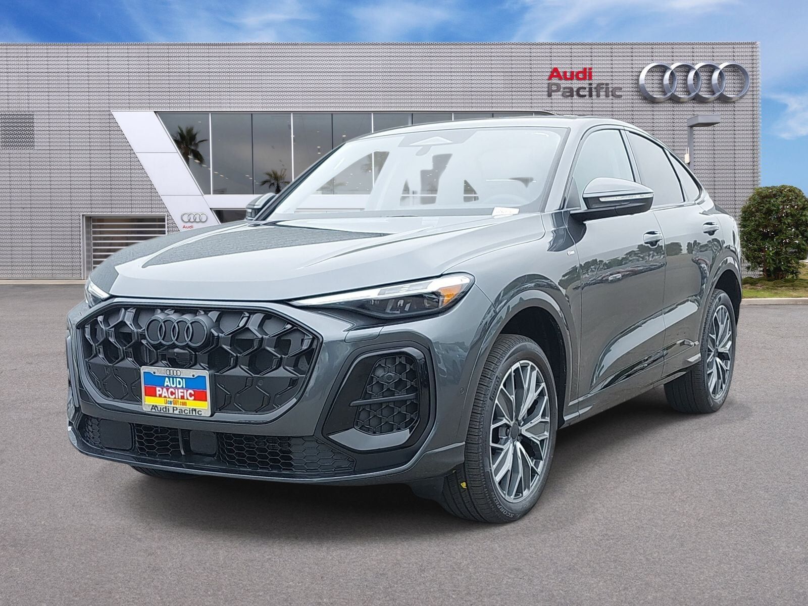 2026 AUDI SQ5