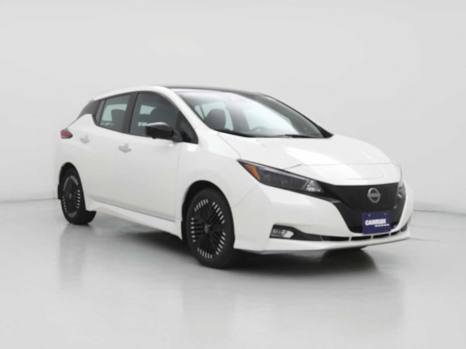 2024 NISSAN Leaf
